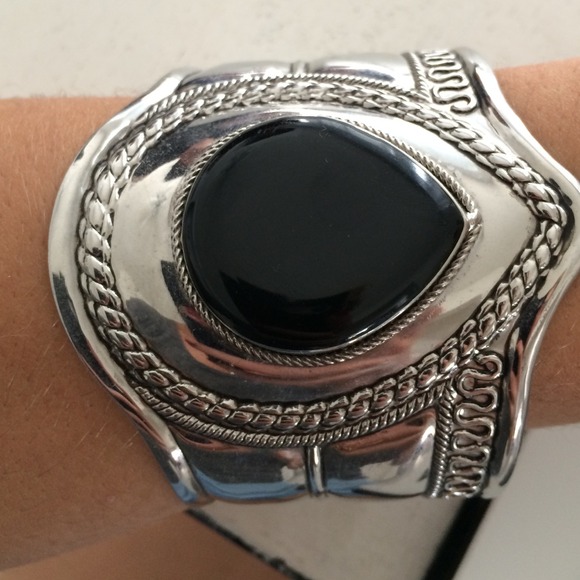 Silver & Black Cuff - Picture 2 of 4