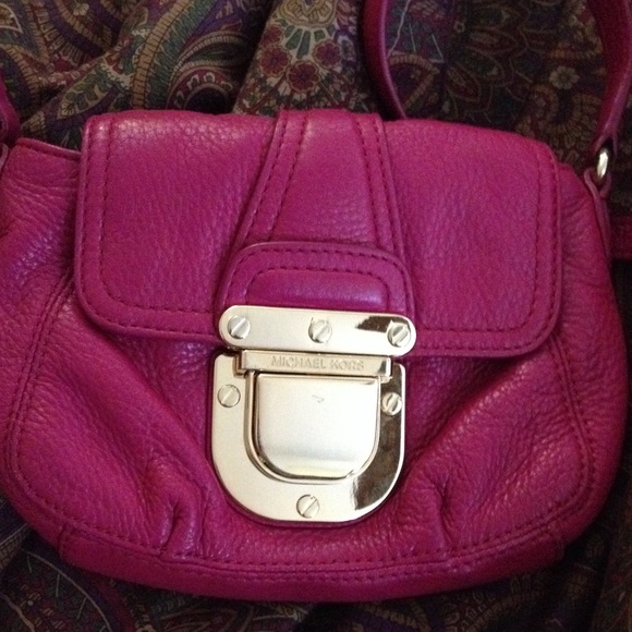 ❌SOLD ON EBAY❌MK cross-body mini bag - Picture 2 of 4