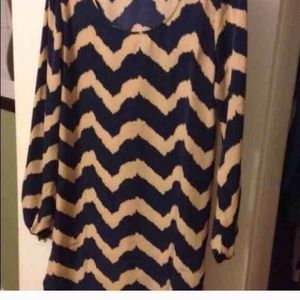 Chevron shift dress navy/tan