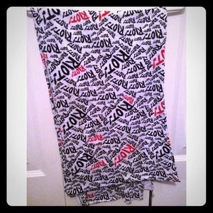 Paramore Riot Scarf