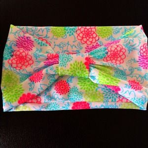 Beautiful colorful flower turban!