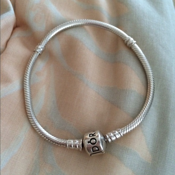 Pandora bracelet !