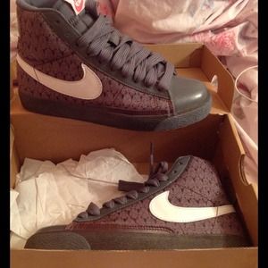 Nike blazers - plum grey and white.