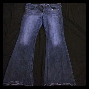 American Eagle Artist Jeans