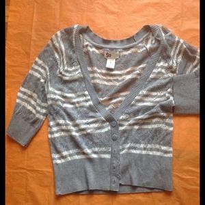 Short sleeve cardigan