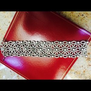 Sterling silver bracelet with zirconia