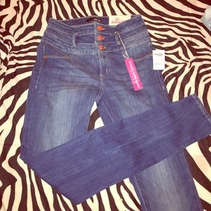 High waist jeans