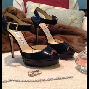 💝HP💝 Jimmy Choo “Linda” Patent Leather Sandals