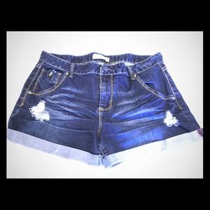 [SOLD in bundle] Jean shorts