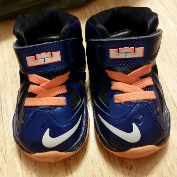 Infant /toddler shoe