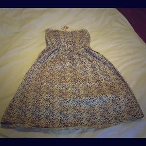 [SOLD in bundle] Floral dress