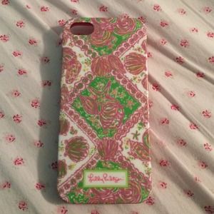 iPhone 5/5s case ☺️