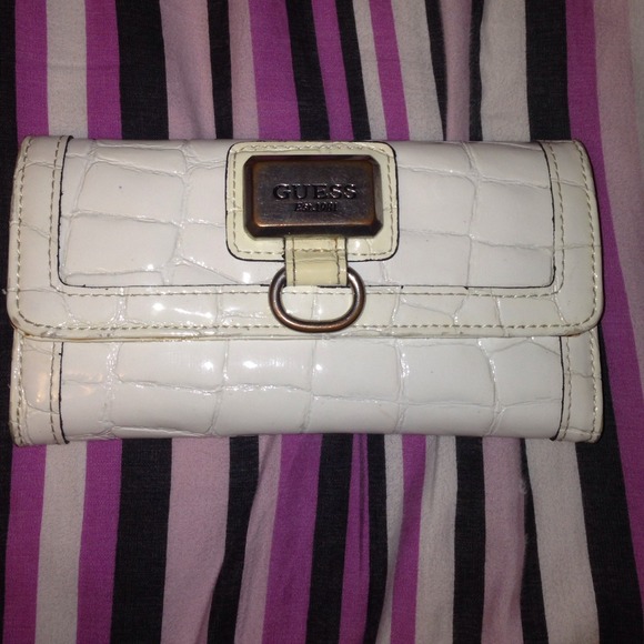 White Guess Wallet