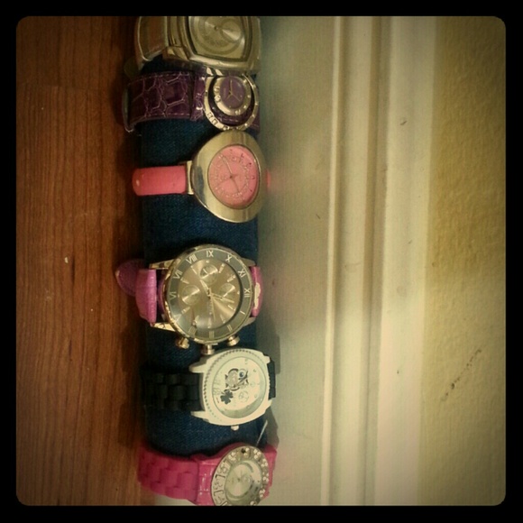 Watches lot??