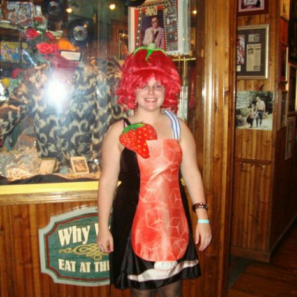 Strawberry daiquiri with strawberry wig