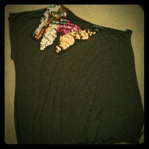 One shoulder blouse(BUNDLES AVAIL)