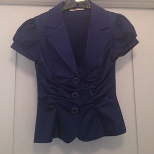 Short sleeved blazer!