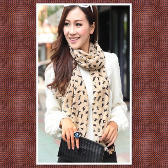 NWOT Chiffon Cat Scarf😻🎈REDUCED PRICE🎈