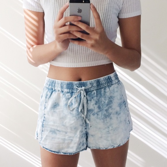 🚫BUNDLED🚫 Forever 21 Acid Wash Shorts