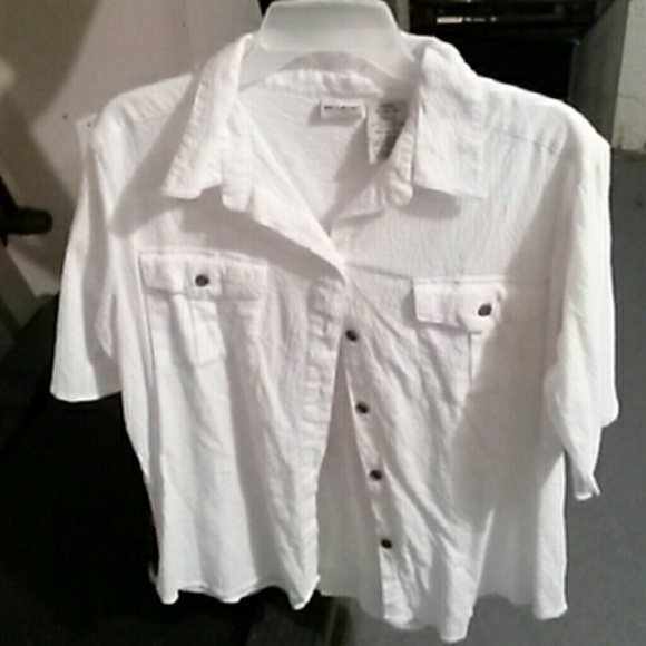 White stag button down shirt