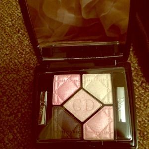 Dior eyeshadow