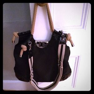 Authentic tory burch unique bag!!