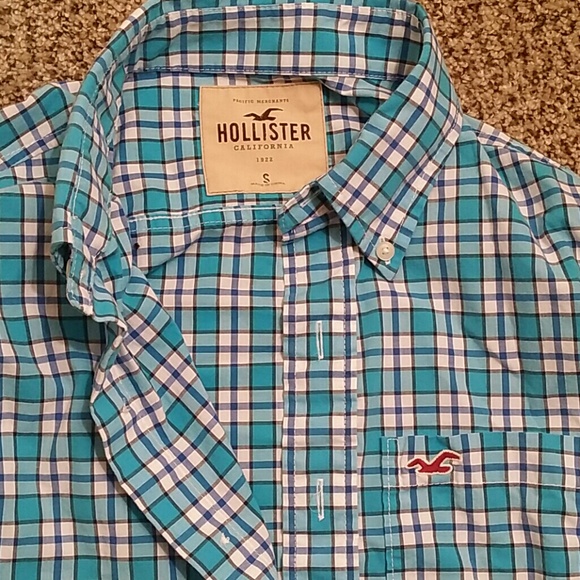 Hollister Collared shirt...Men Small..New - Picture 2 of 3