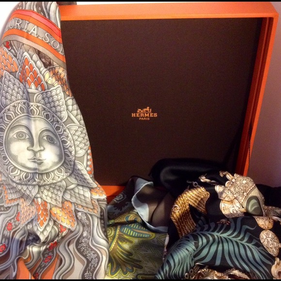 Hermes Accessories - HERMÈS Scarf, “Gloria Soli” by Joachim Metz