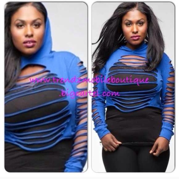 Red 3X hooded slit top