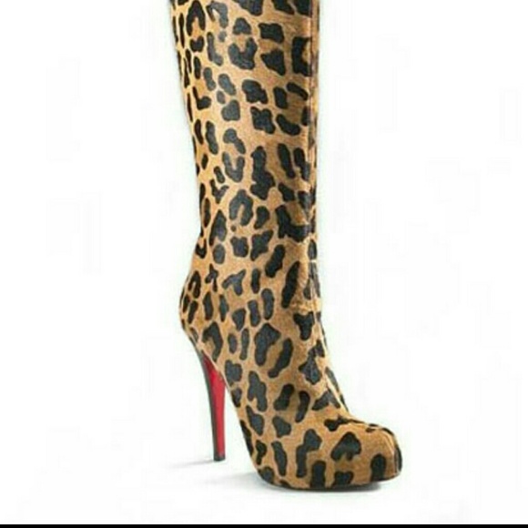 Authentic CHRISTIAN LOUBOUTIN ARIELLA ANIMAL PRINT