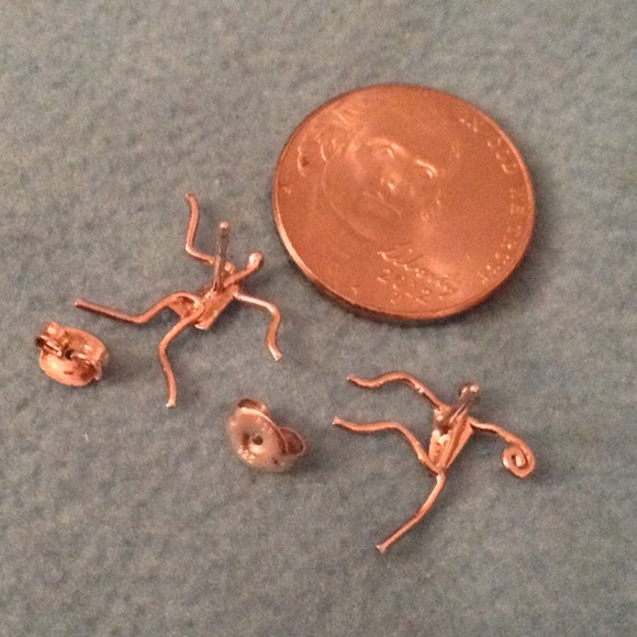 π§π» Sterling Dancer Earrings - Picture 2 of 3