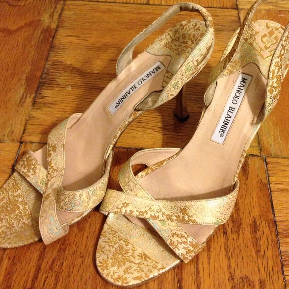 Manolo Blahnik slingback heels