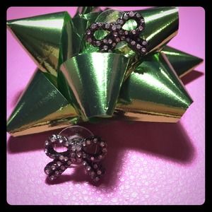 💕Betsey Johnson Black Bow Earrings💕