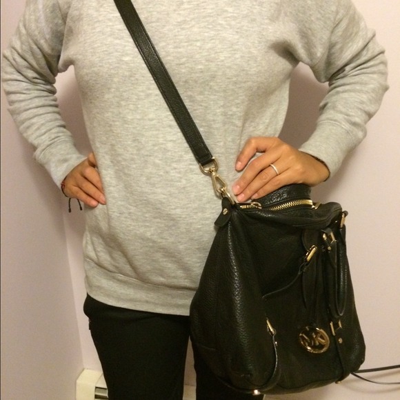 🚫SOLD🚫Michael Kors Bedford Leather Bag - Picture 2 of 4