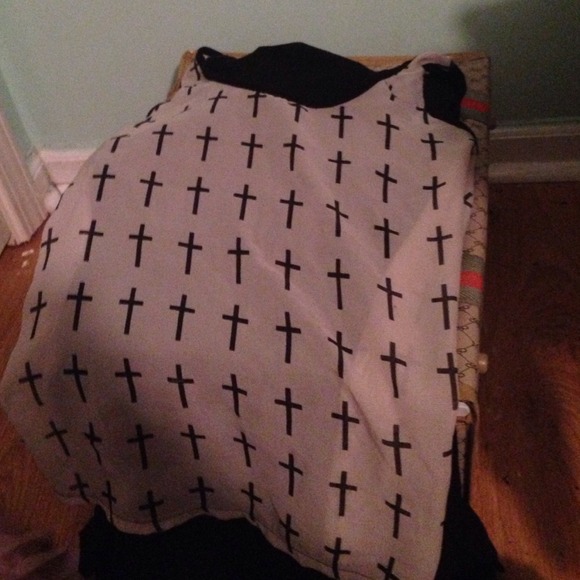 Cross high low tank top