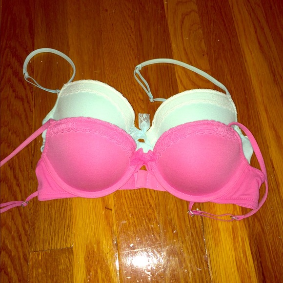 BUNDLE- Gilly Hicks Demi Bra