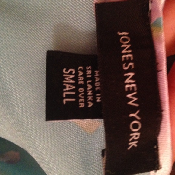 small size silk sleepwear - Picture 3 of 3