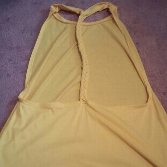 Yellow tank - Picture 2 of 2