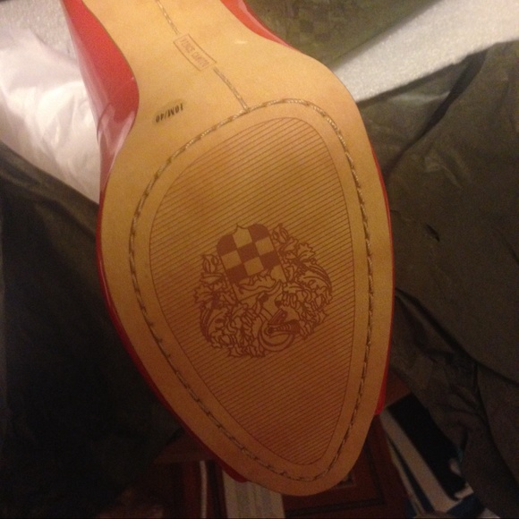 Vince Camuto Red Patent Leather MaryJanes - Picture 3 of 4