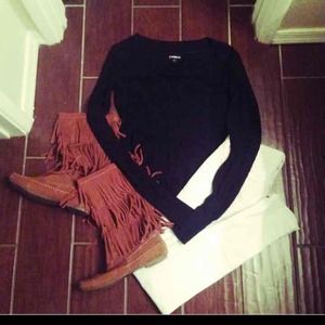 Black v neck sweater