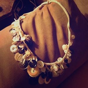 Button necklace