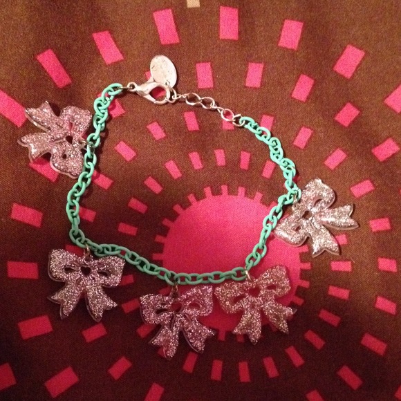 Mint green bracelet with glitter pink bows