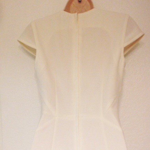 🚫SOLD IN BUNDLE!H&M OFF WHITE DRESS - Picture 3 of 4