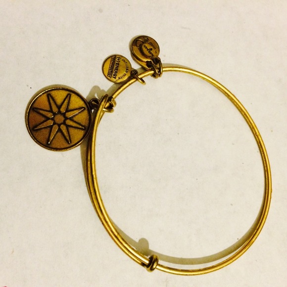 "star of Venus" charm bangle