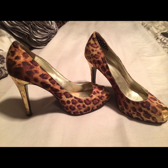 Guess Cheetah Heels