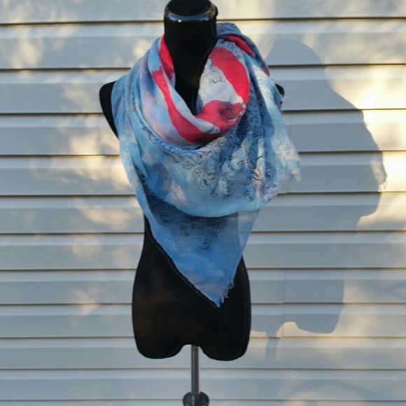 BEAUTIFUL INDOOR/OUTDOOR SCARVES - Picture 2 of 3