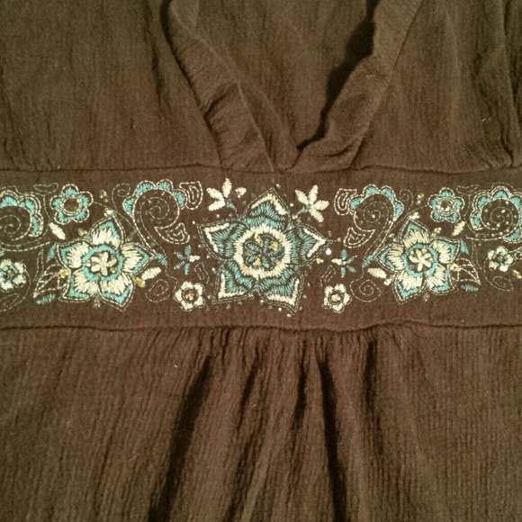 **SOLD ON MERC** Glitter flower brown babydoll tee - Picture 3 of 4