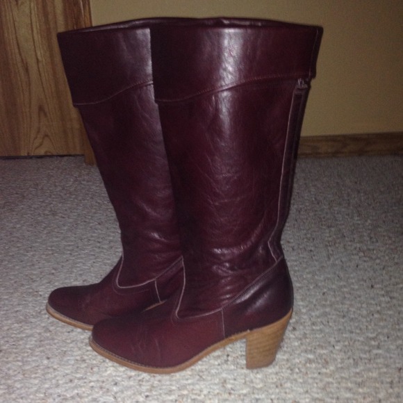 Dexter leather boots