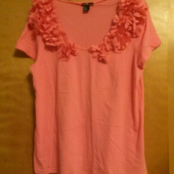 H&M short sleeved shirt