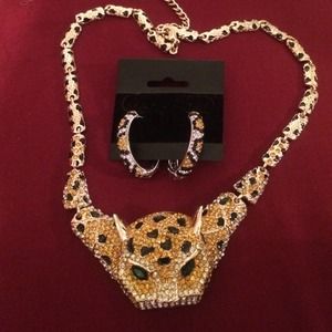 Jaguar sexy necklace